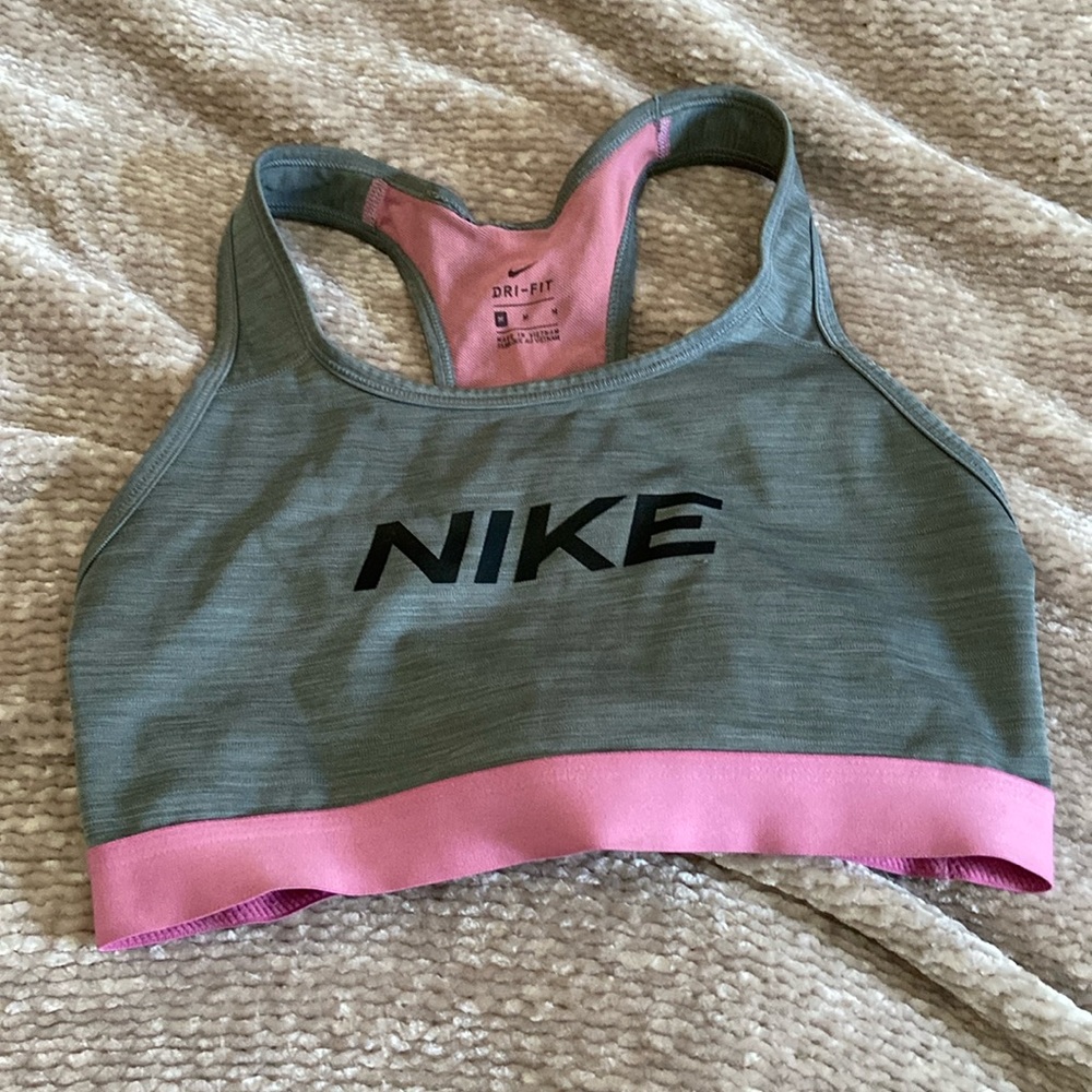 nike sports bra